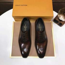 Picture of Louis Vuitton Shoes _SKULVsz38-45hnh081914662